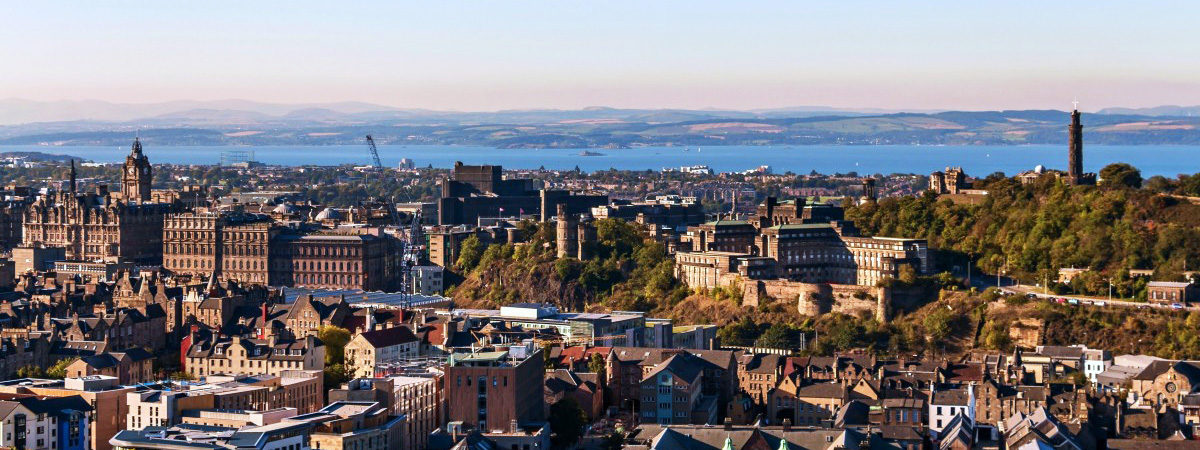 Pogled na Edinburgh – destinacija ljetne škole engleskog jezika u Škotsko